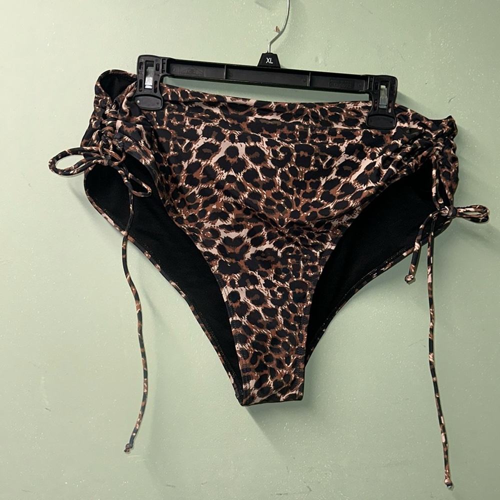 High waisted bikini bottoms